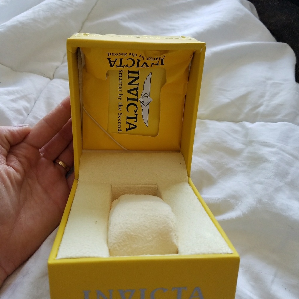 Invicta watch box - Picture 2 of 5